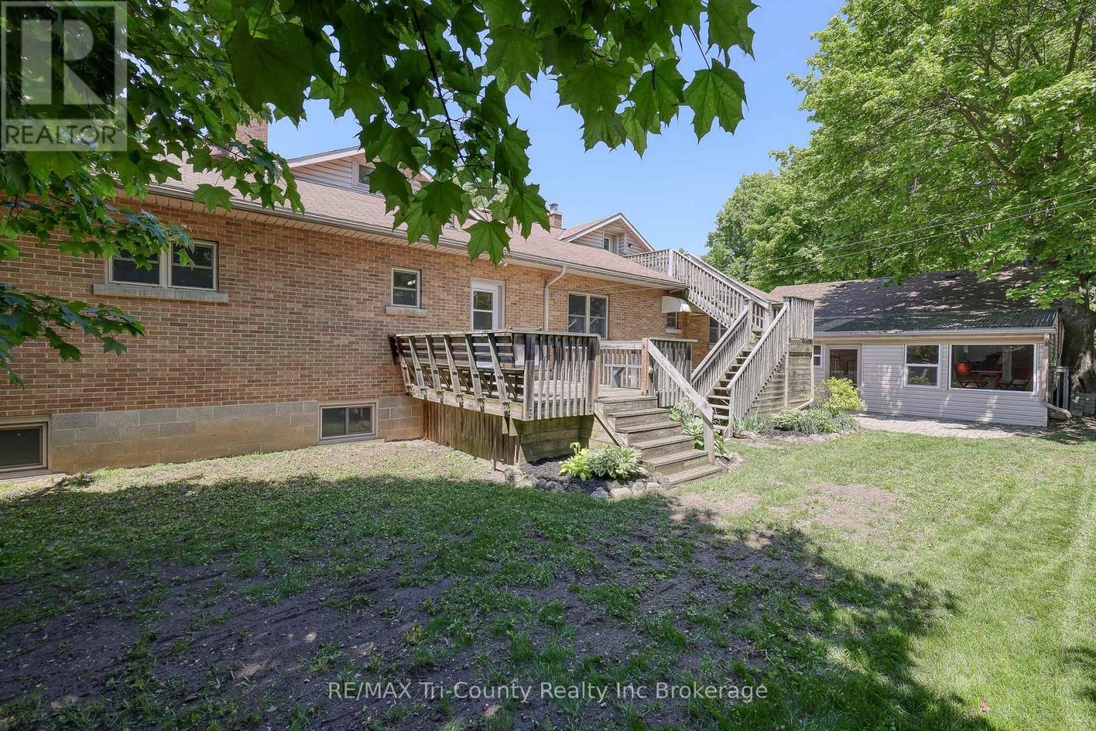 16 Delevan Crescent Property Photo 38