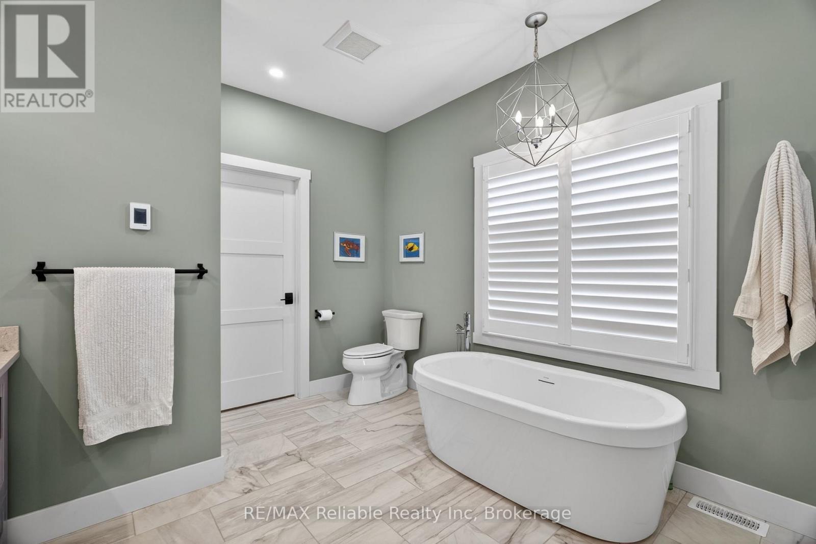 14 Thimbleweed Drive Property Photo 23