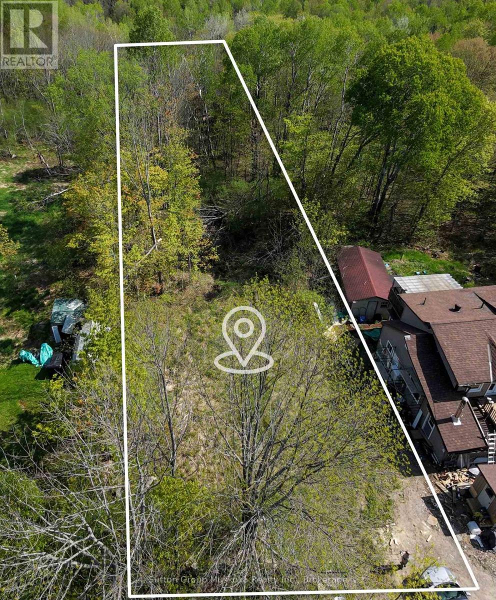 359 Town Line Road W Property Photo 11