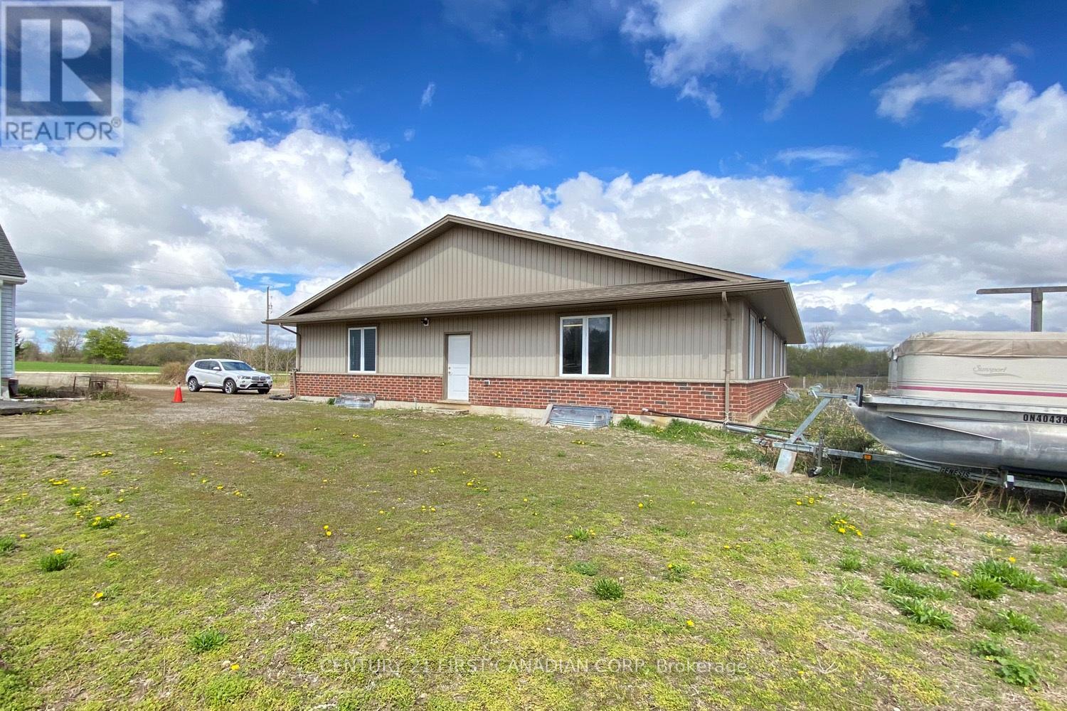 21000 Rebecca Road Property Photo 5