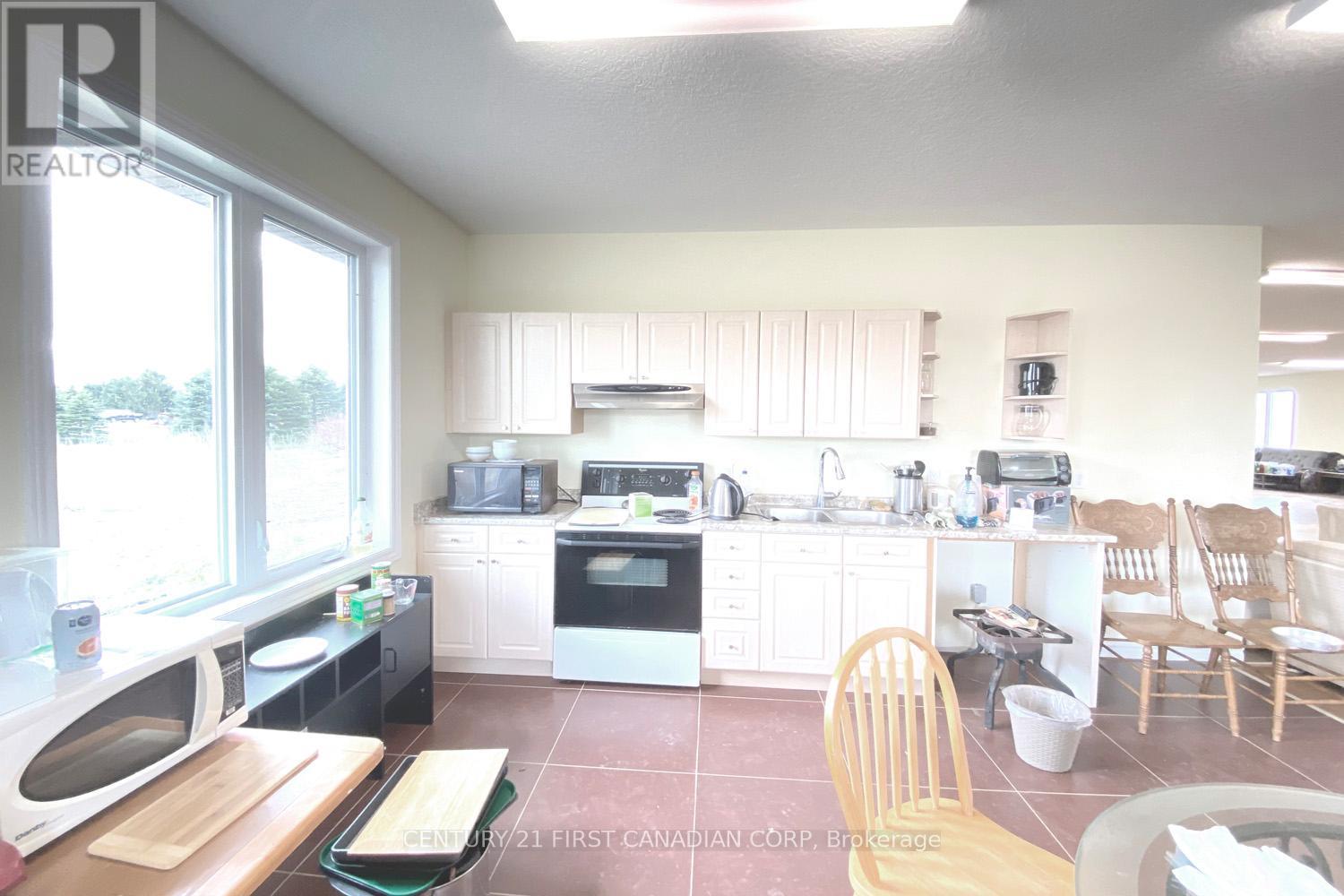 21000 Rebecca Road Property Photo 11