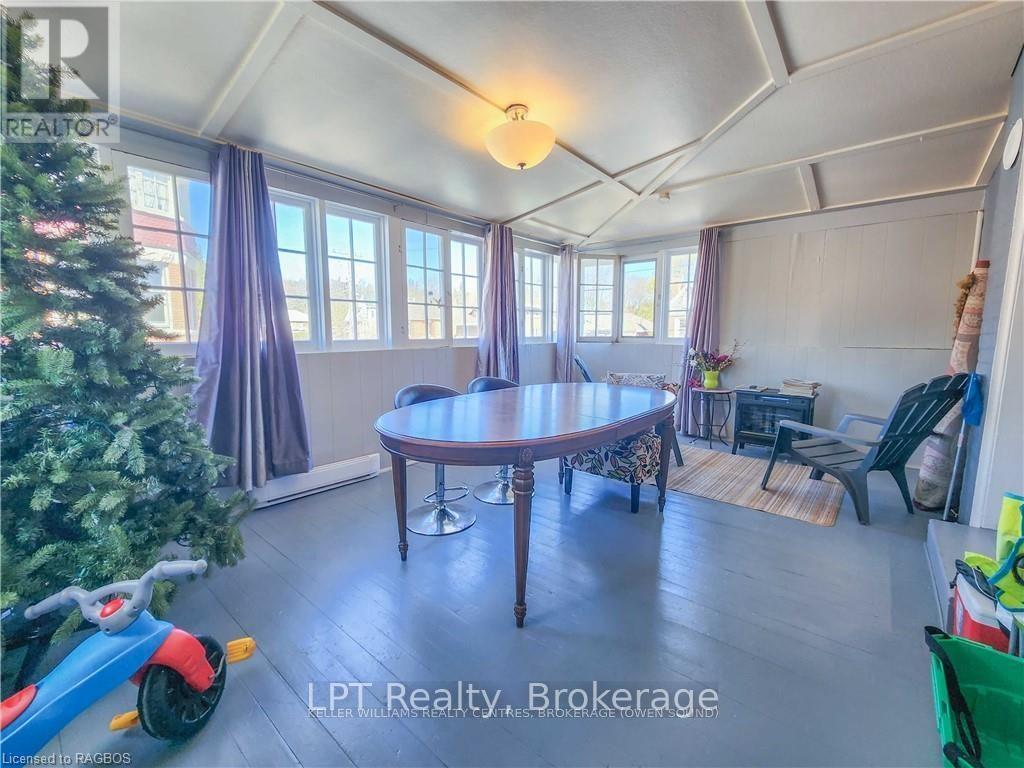 900 2nd Avenue W Property Photo 18