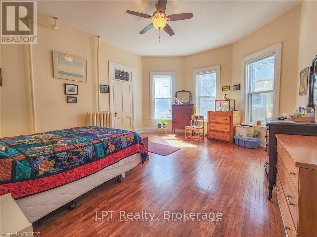 900 2nd Avenue W Property Photo 27