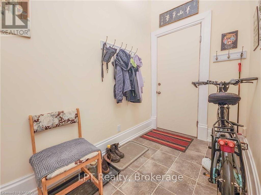 900 2nd Avenue W Property Photo 30