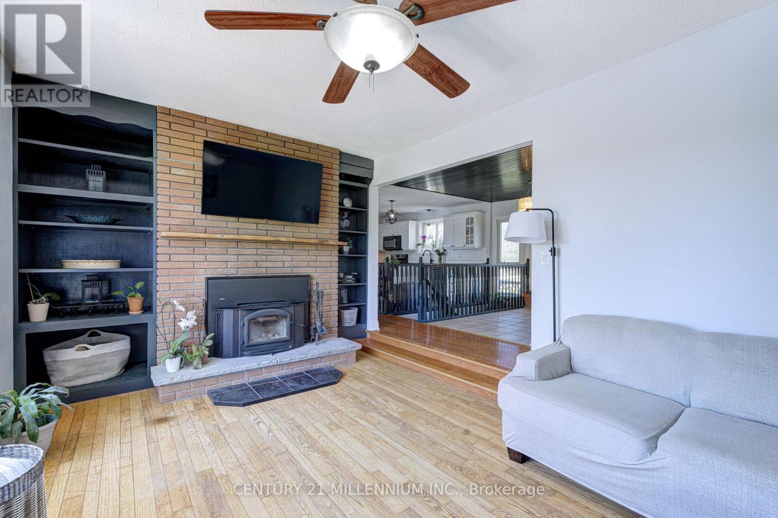 423344 25th Side Road Property Photo 15