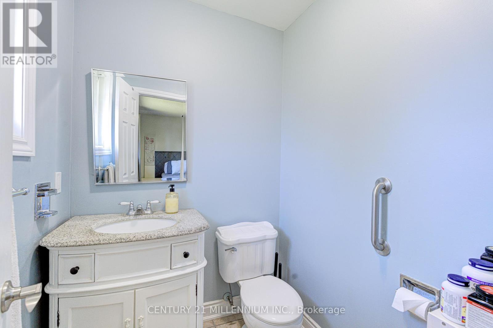 423344 25th Side Road Property Photo 25