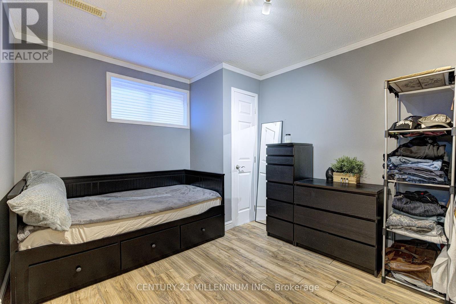 423344 25th Side Road Property Photo 35