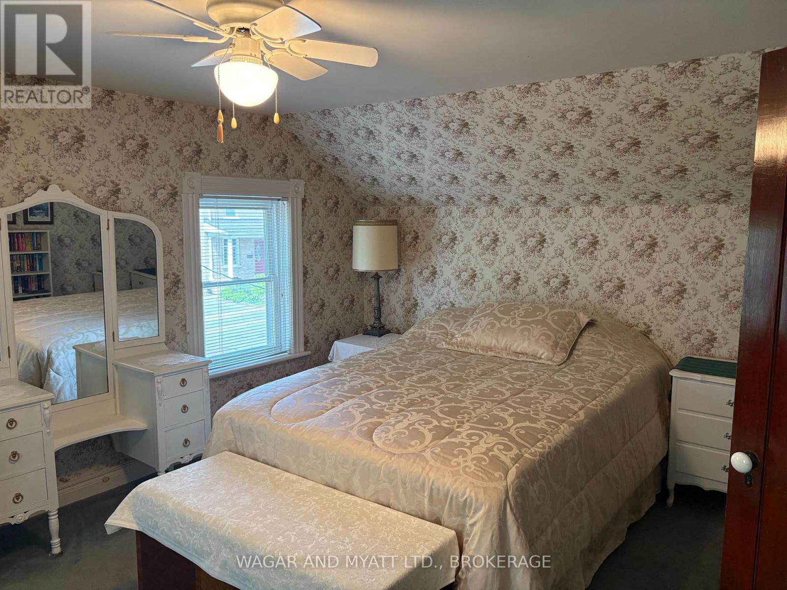 163 Adelphi Street Property Photo 11
