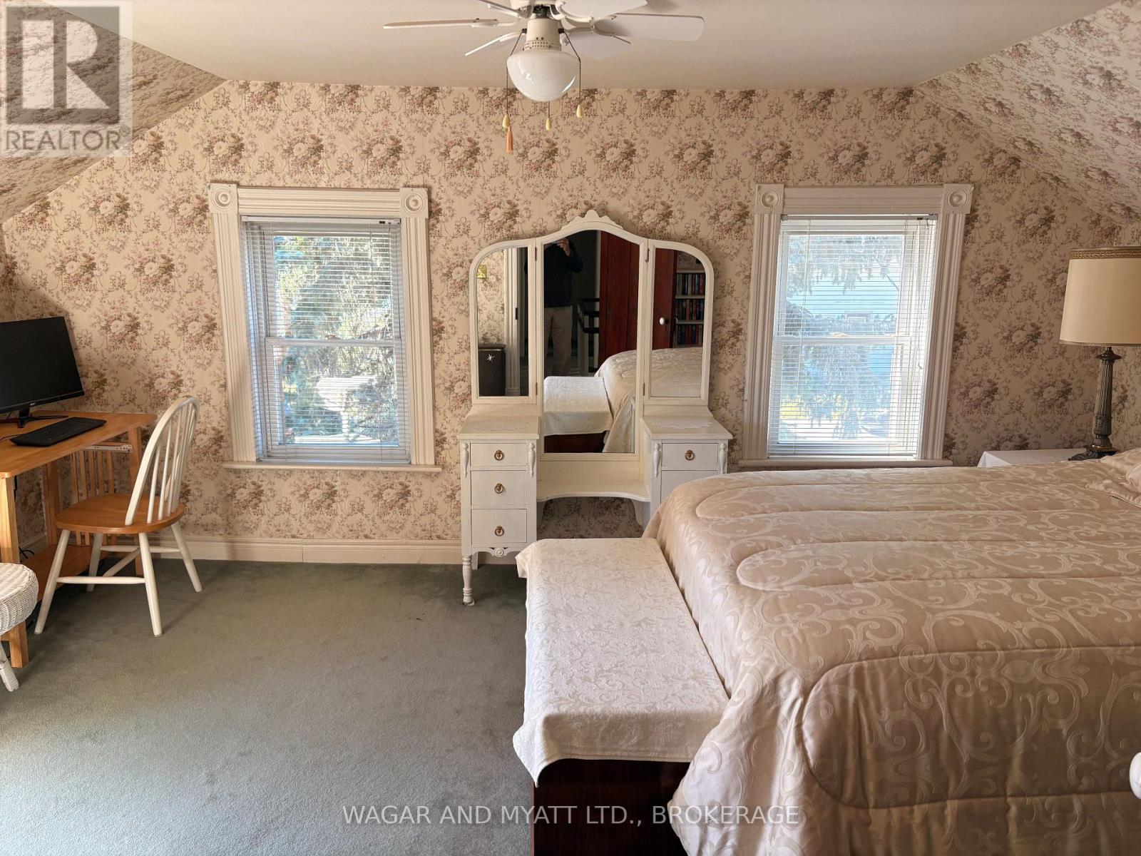 163 Adelphi Street Property Photo 13