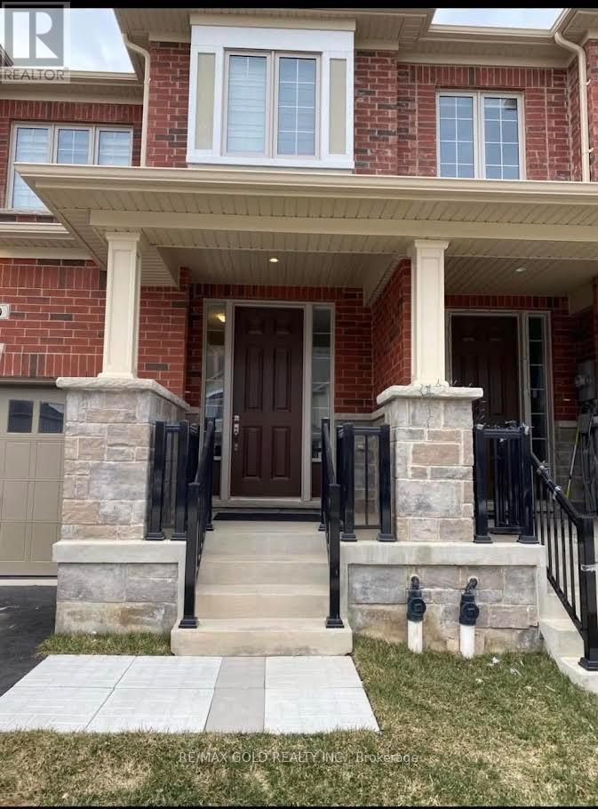 90 Grassbourne Avenue Property Photo 1