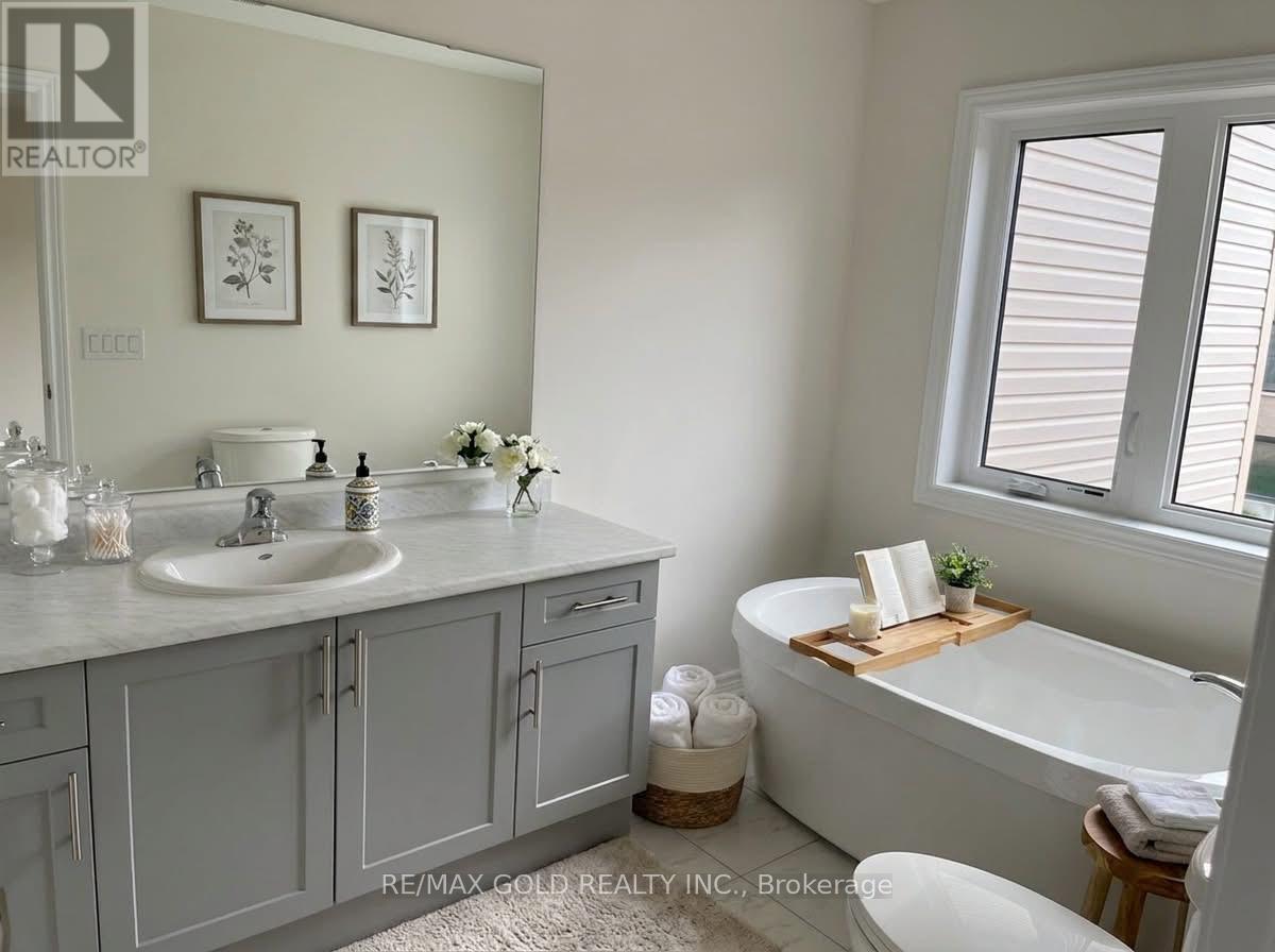 90 Grassbourne Avenue Property Photo 17
