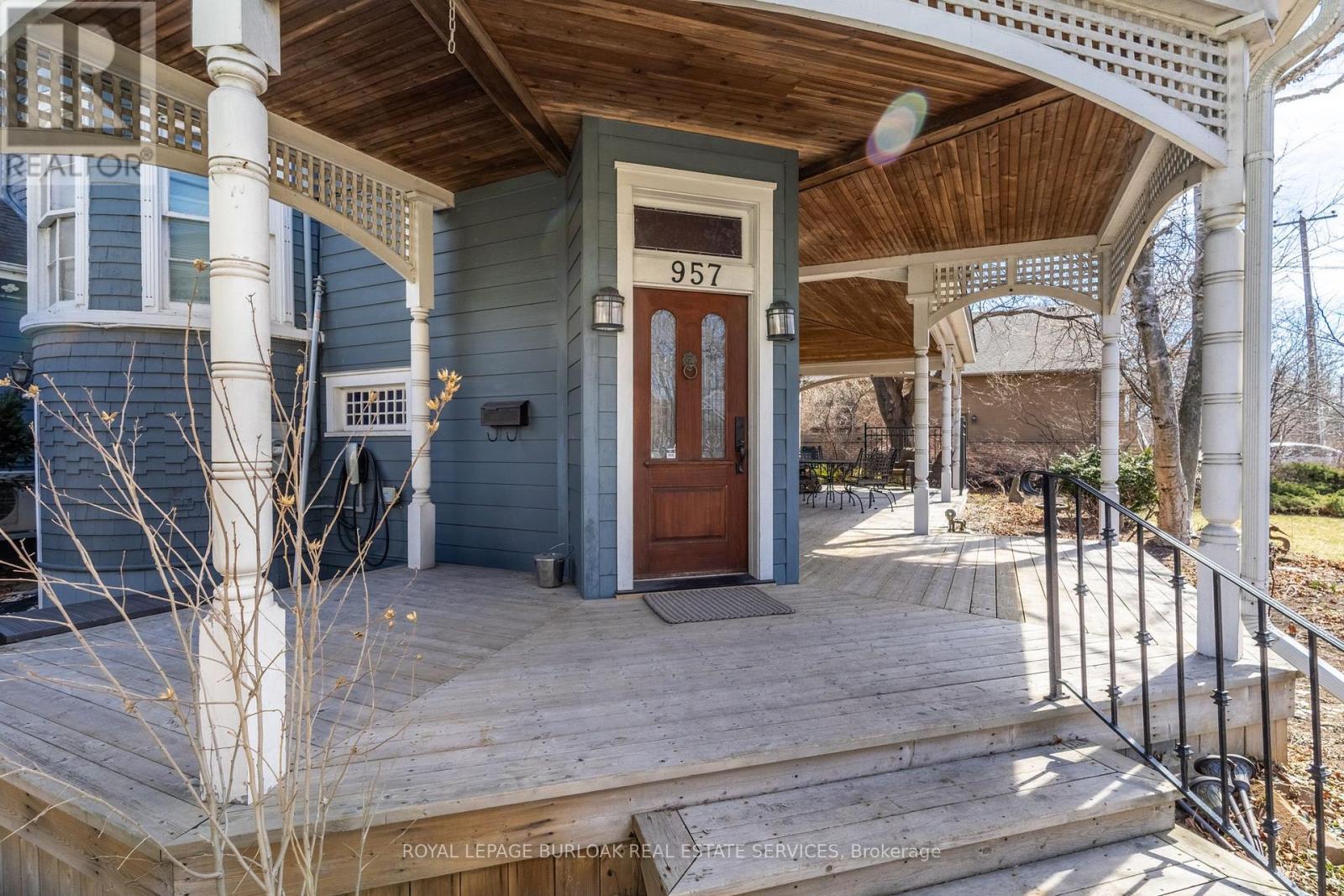 957 Beach Boulevard Property Photo 16