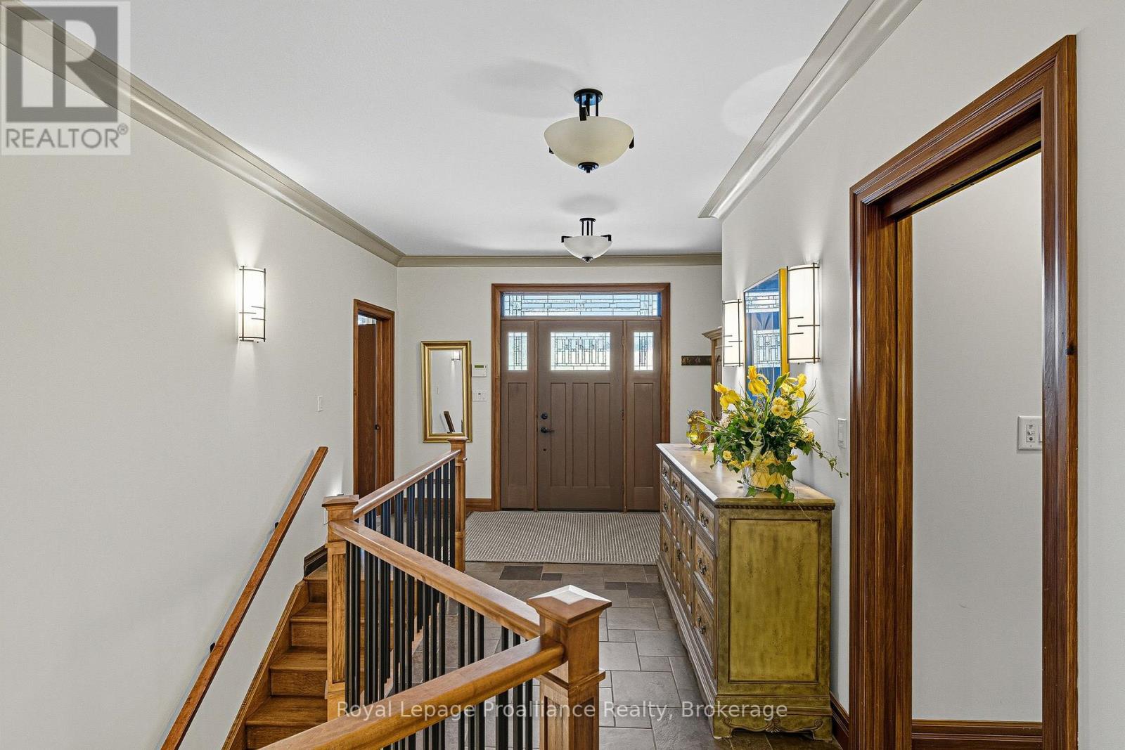 6 Birch Court Property Photo 6