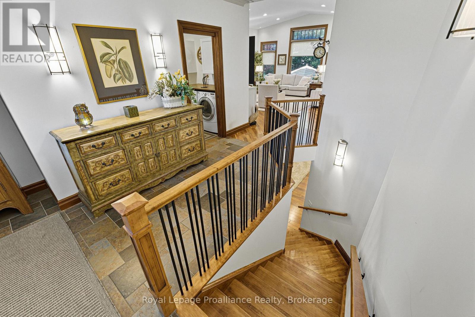 6 Birch Court Property Photo 7