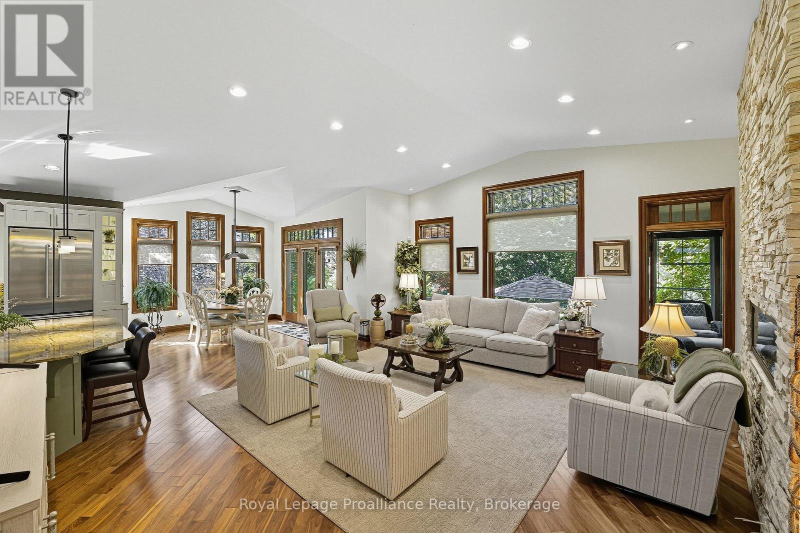 6 Birch Court Property Photo 8
