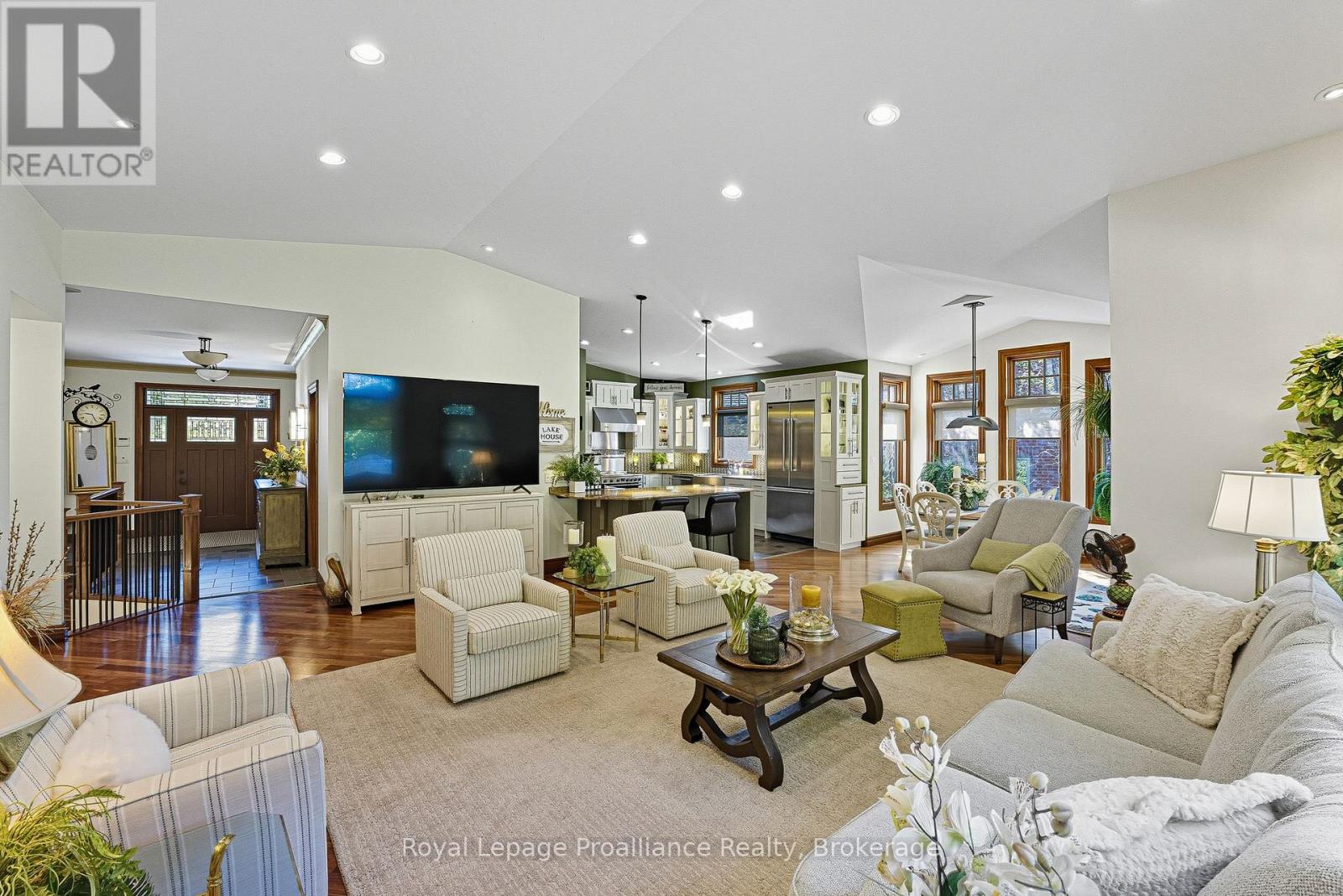 6 Birch Court Property Photo 9