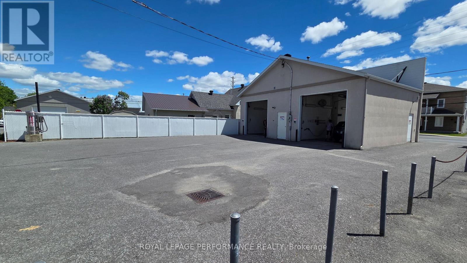 206 St Philippe Street Property Photo 3