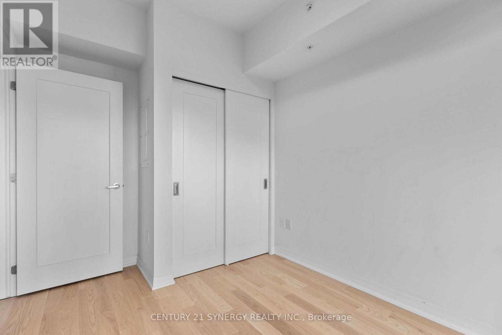 506 - 805 Carling Avenue Property Photo 22