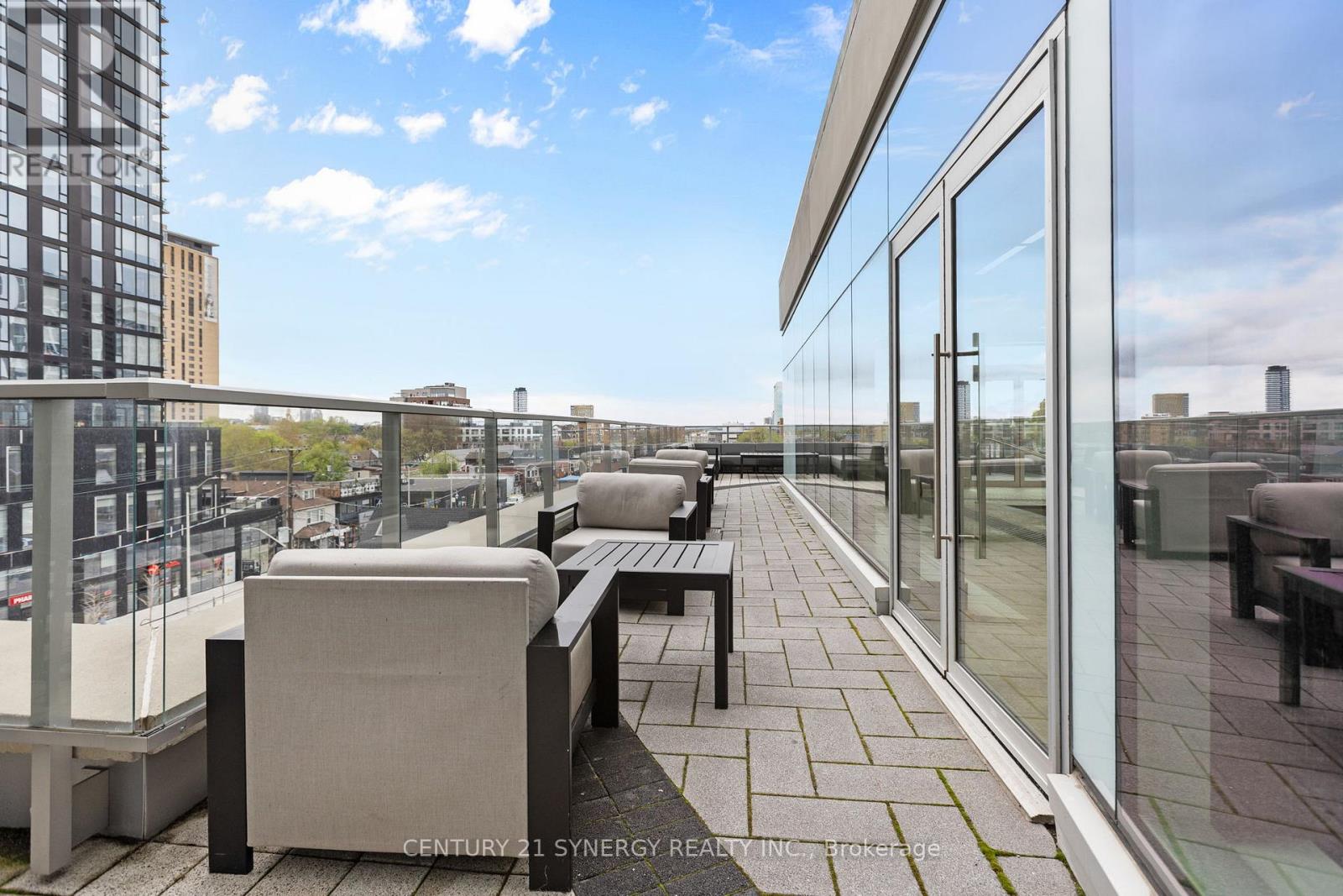 506 - 805 Carling Avenue Property Photo 27