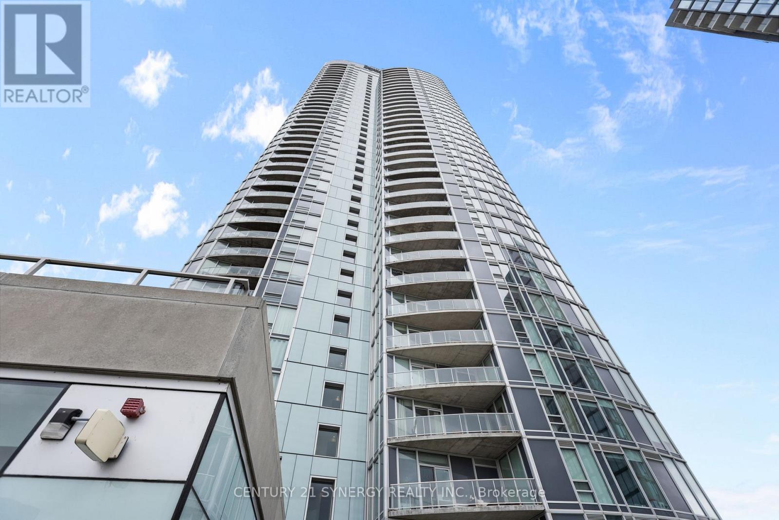 506 - 805 Carling Avenue Property Photo 29