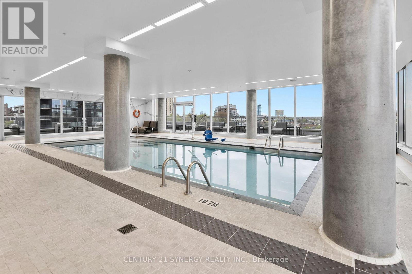 506 - 805 Carling Avenue Property Photo 32