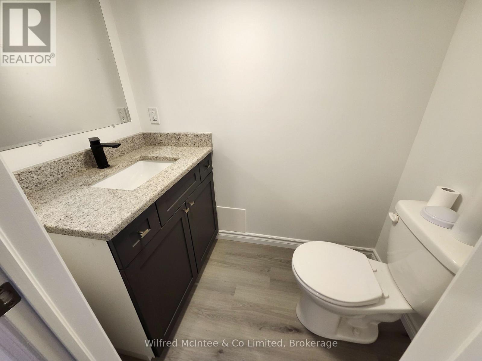 471 9th Street Property Photo 15