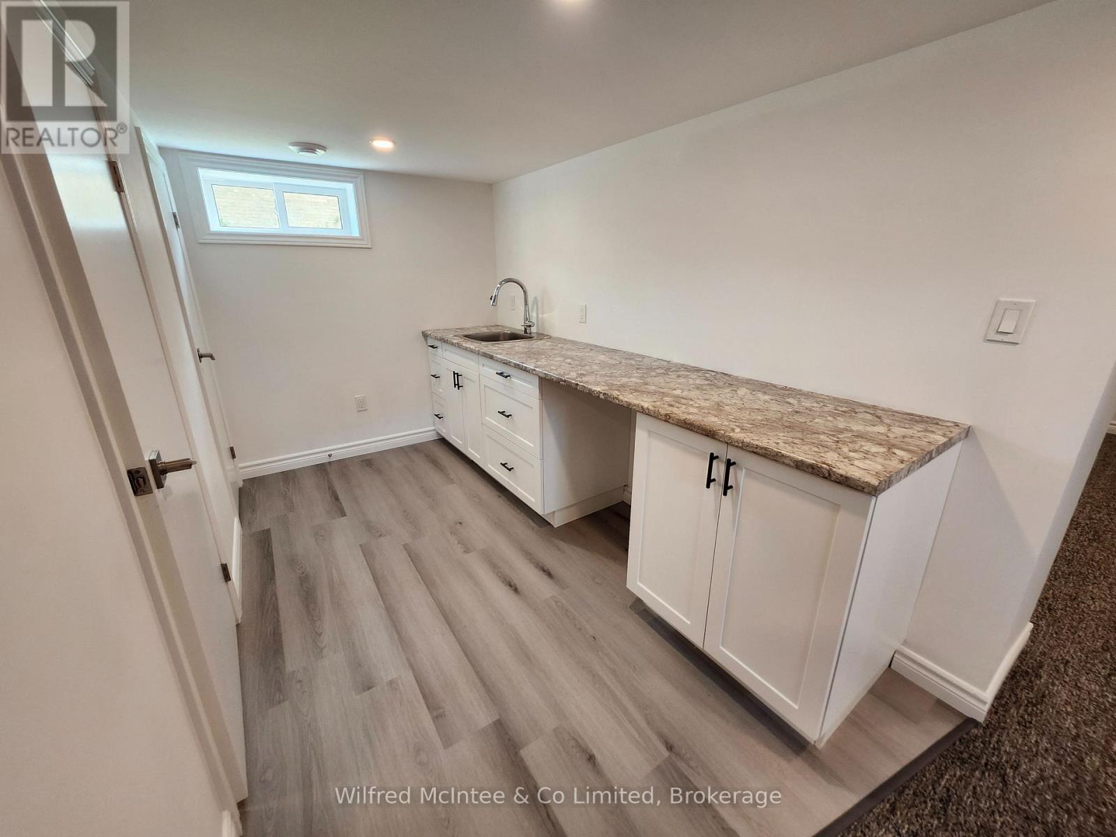 471 9th Street Property Photo 16