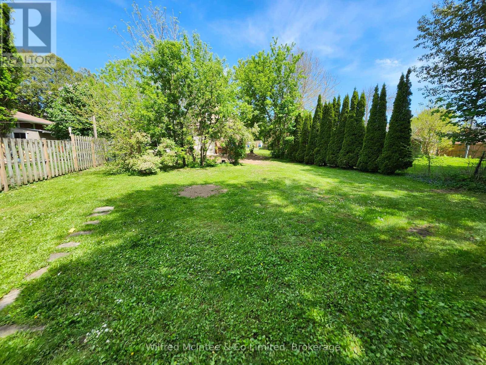 471 9th Street Property Photo 37
