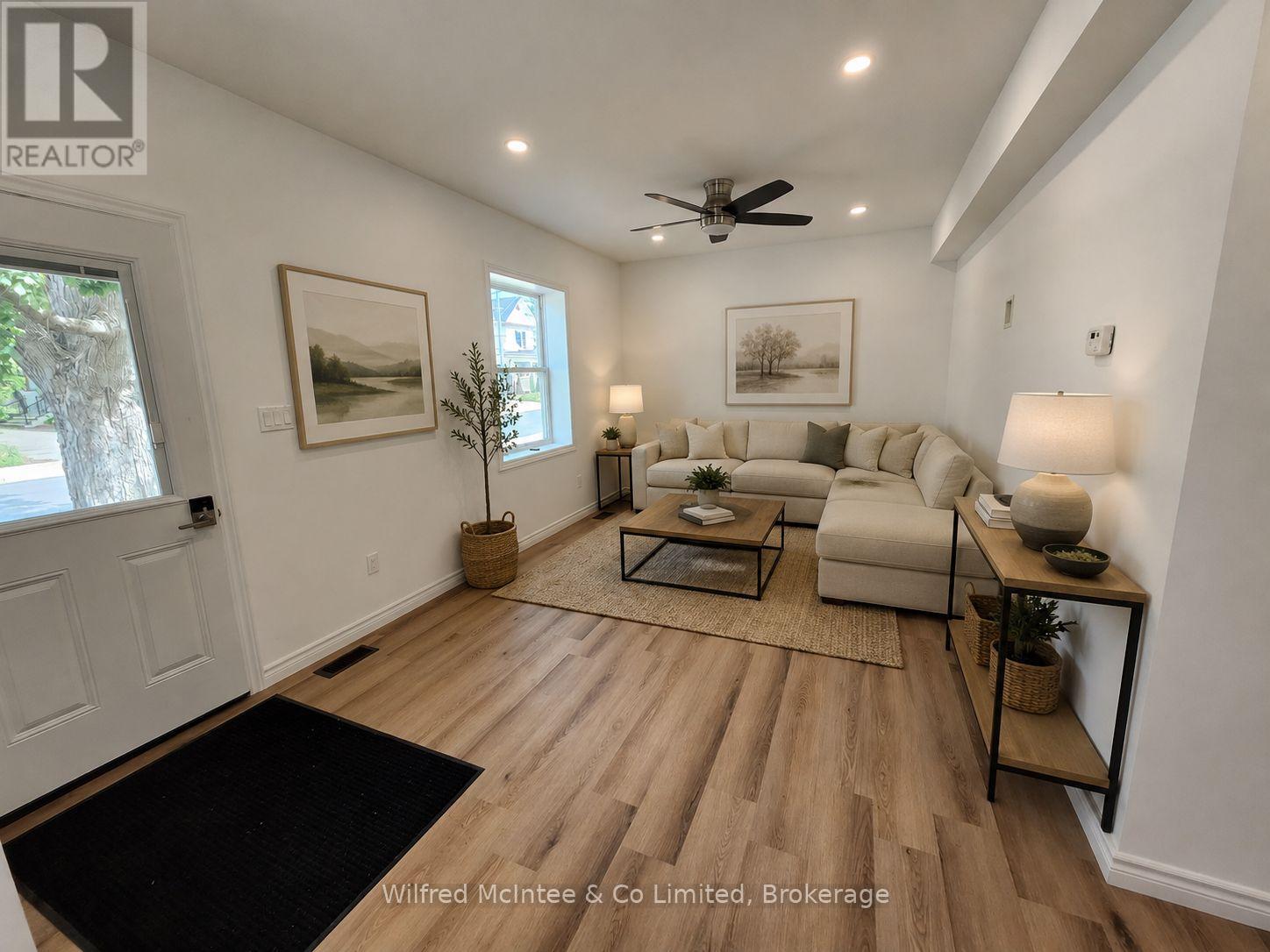 471 9th Street Property Photo 43