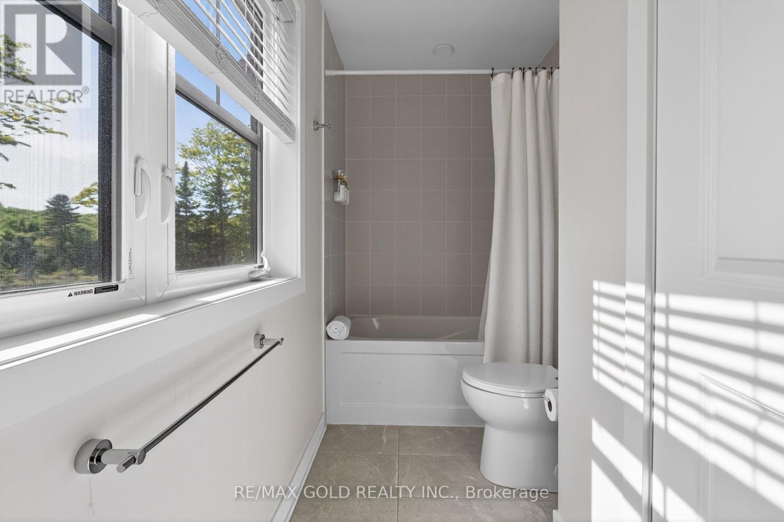 1011 Ridgeline Drive Property Photo 37