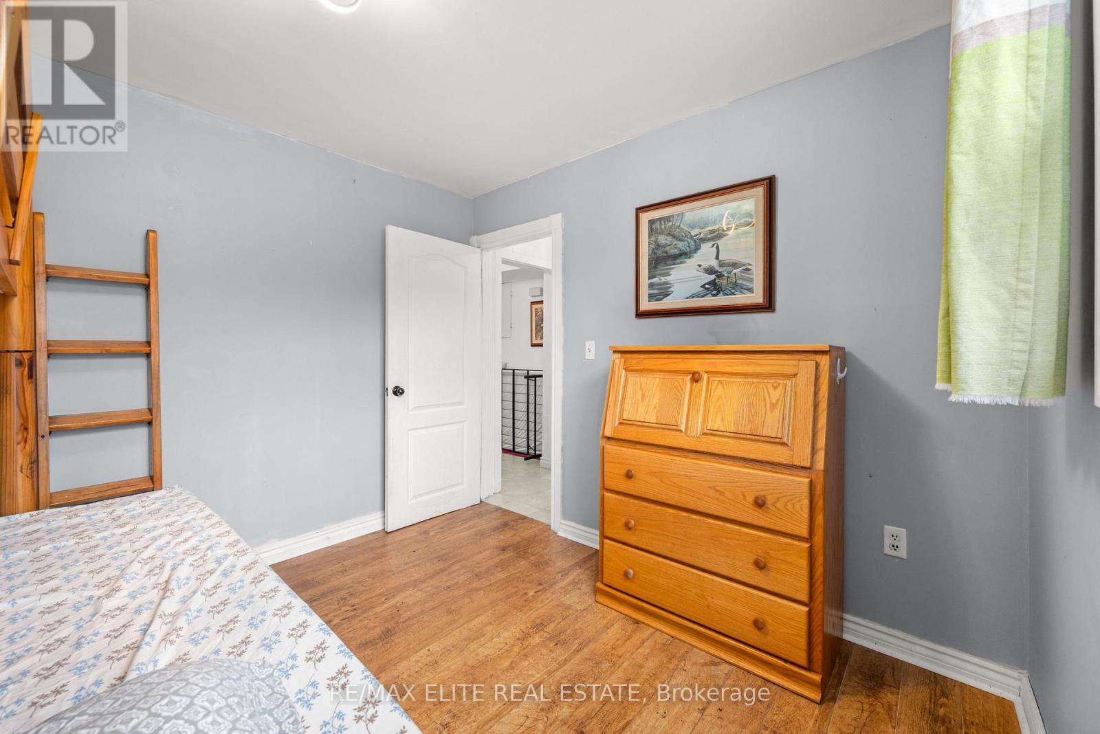 10 Alexander Avenue Property Photo 23
