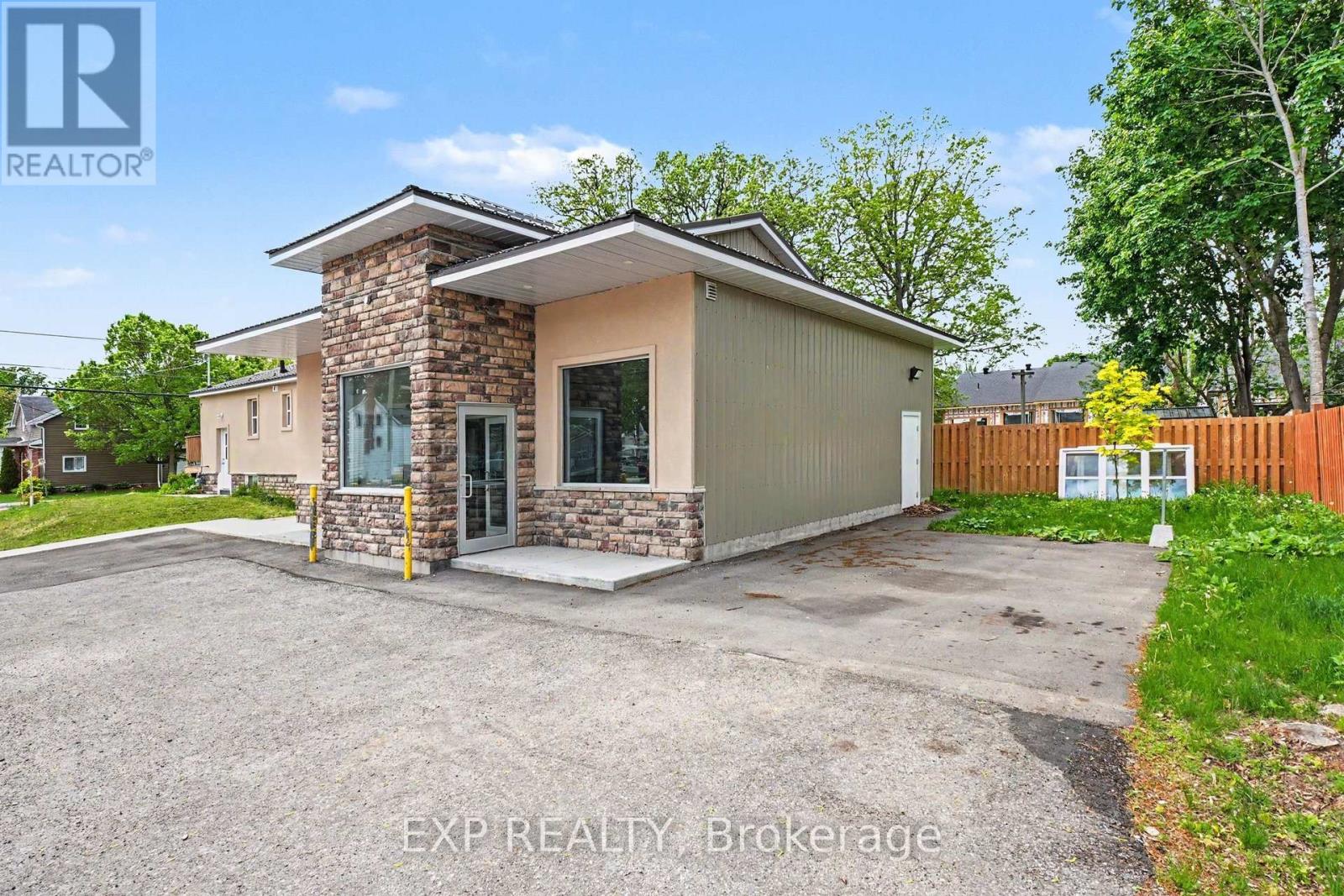 55 Spring Street Property Photo 2