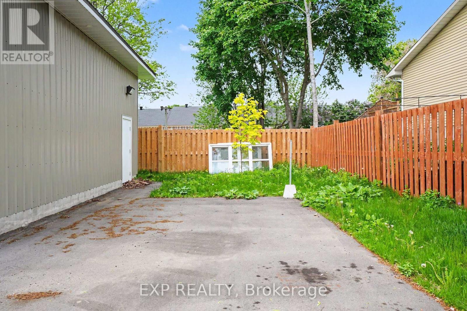 55 Spring Street Property Photo 5