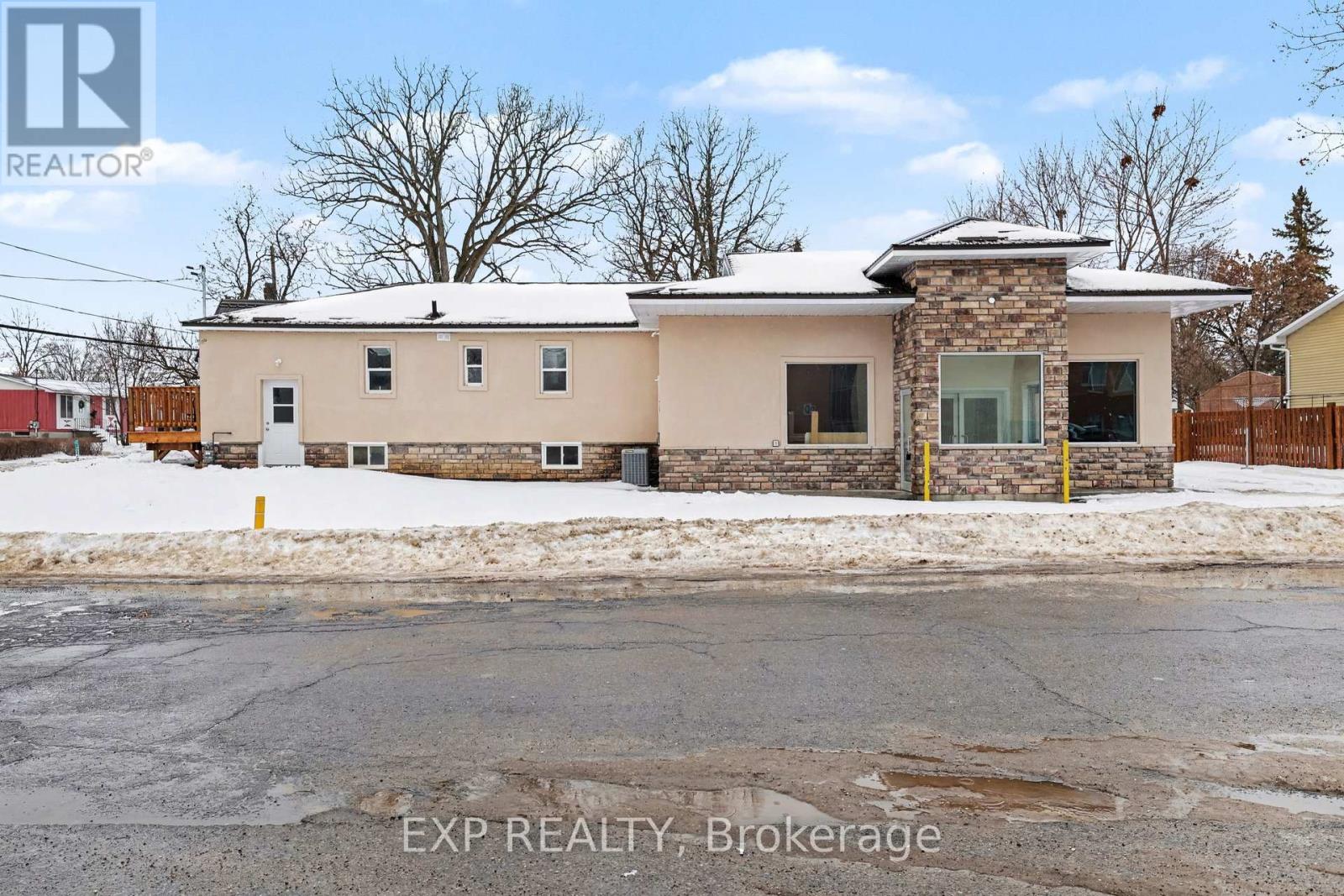 55 Spring Street Property Photo 9