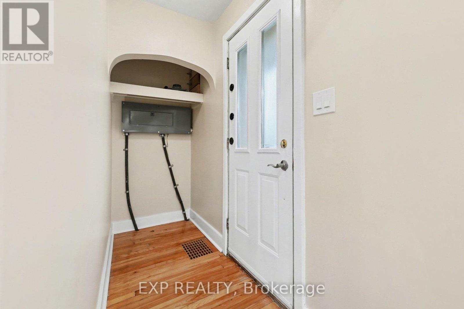 55 Spring Street Property Photo 29