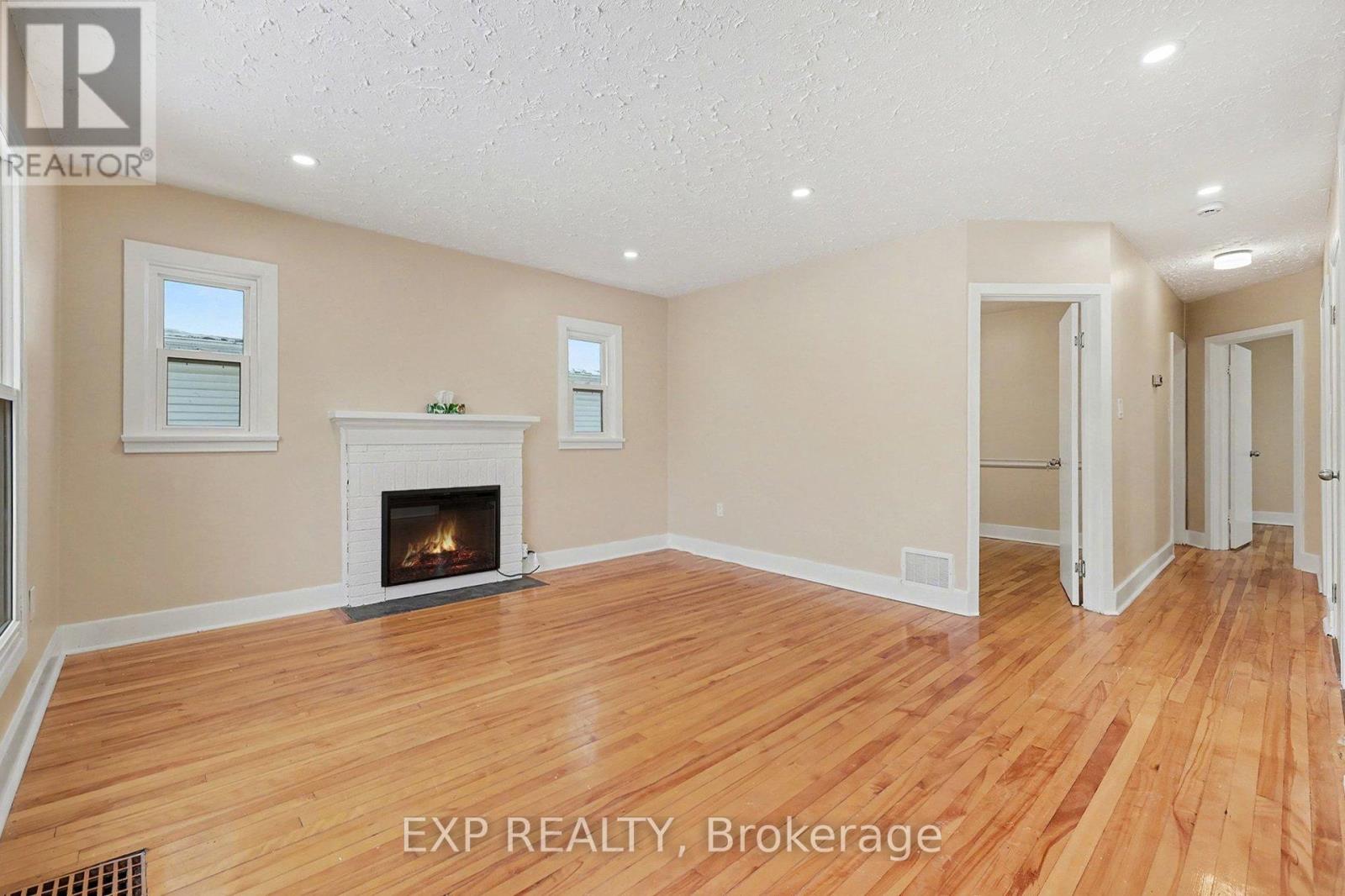 55 Spring Street Property Photo 30