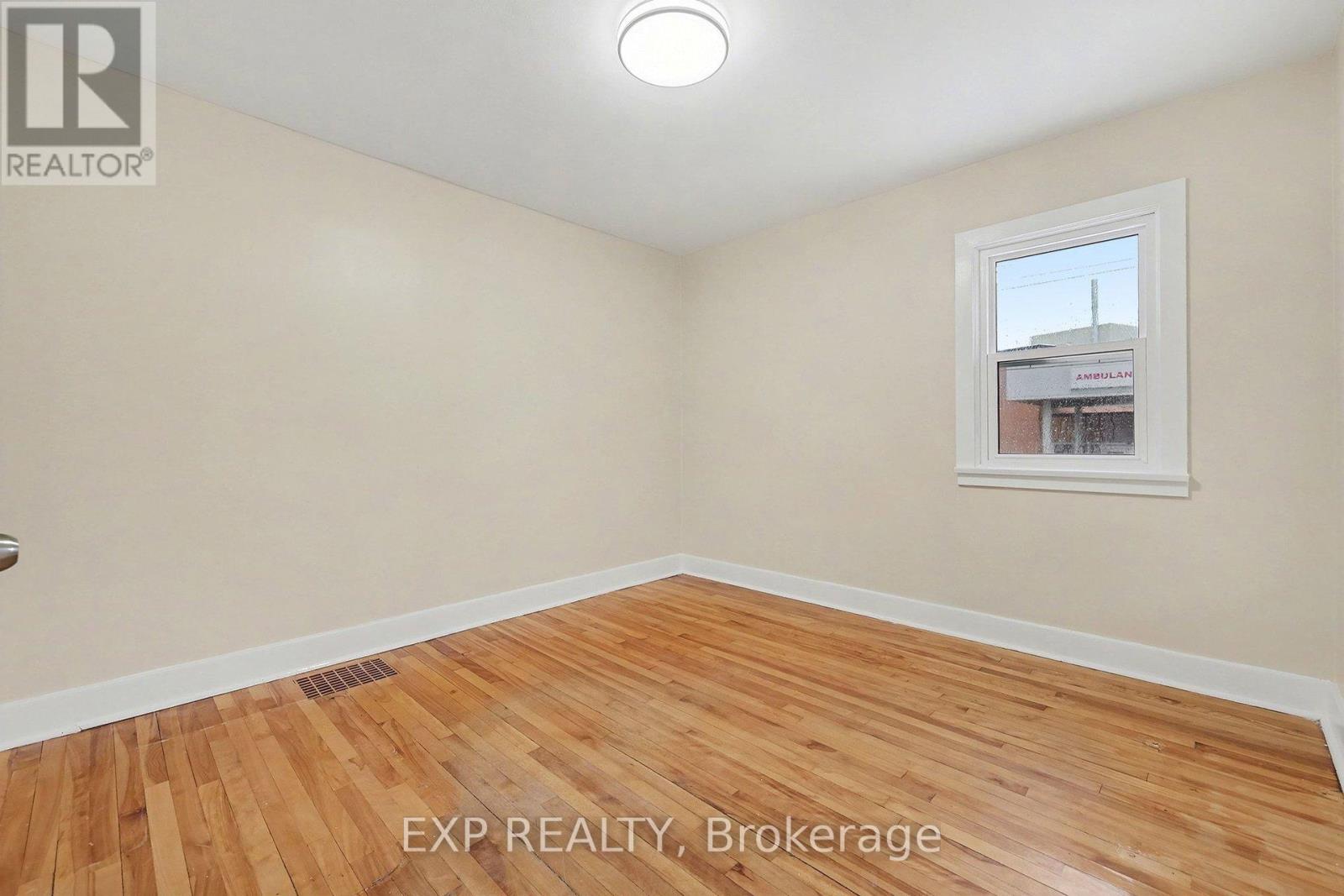 55 Spring Street Property Photo 37