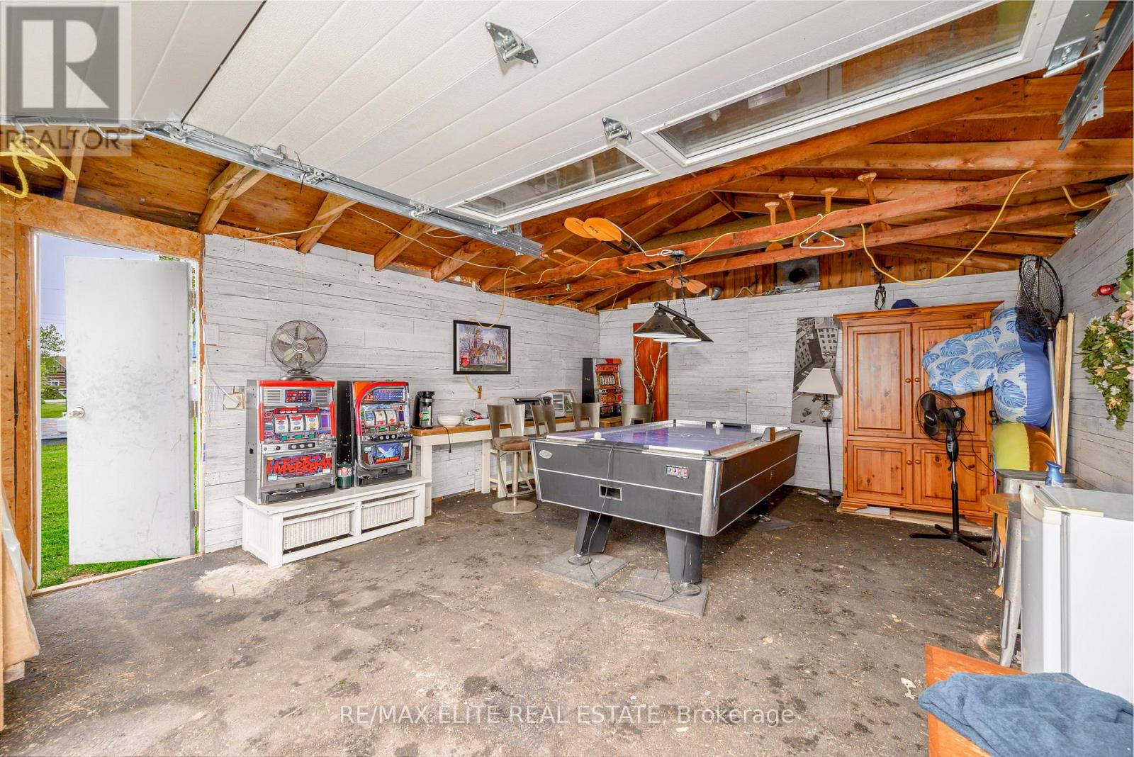 10 Alexander Avenue Property Photo 46
