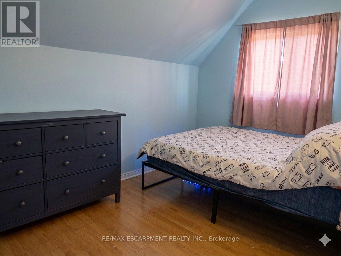 54 Edinburgh Avenue Property Photo 14