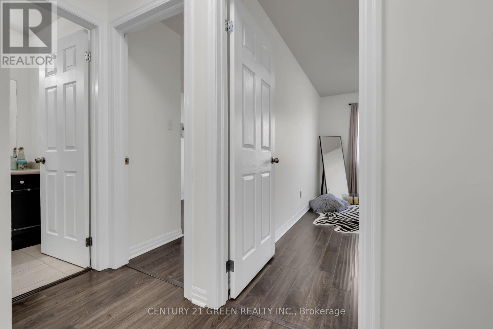 54 Rockcliffe Drive Property Photo 22