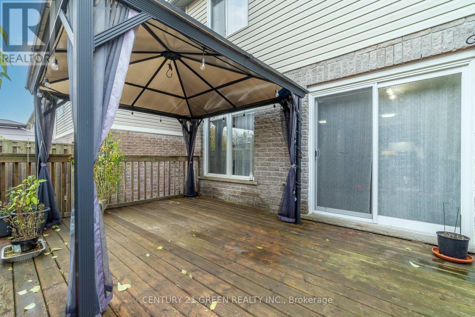 54 Rockcliffe Drive Property Photo 25