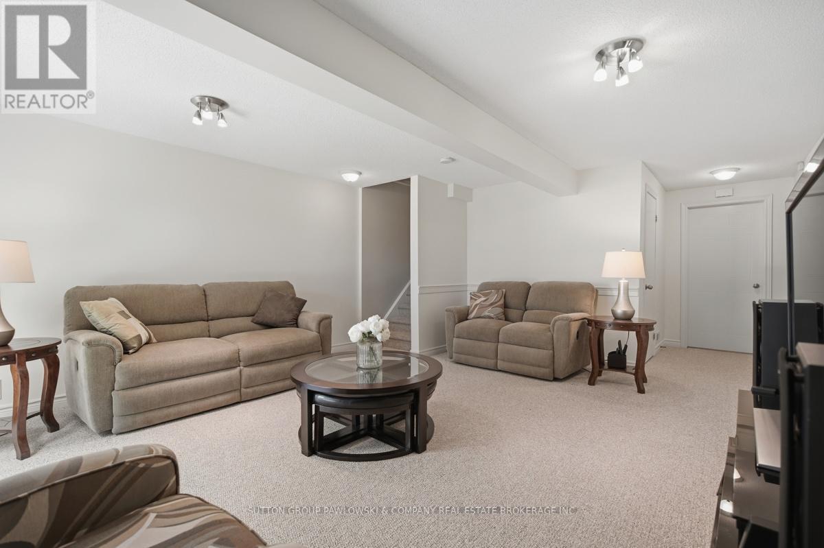 64 - 1241 Hamilton Road Property Photo 24