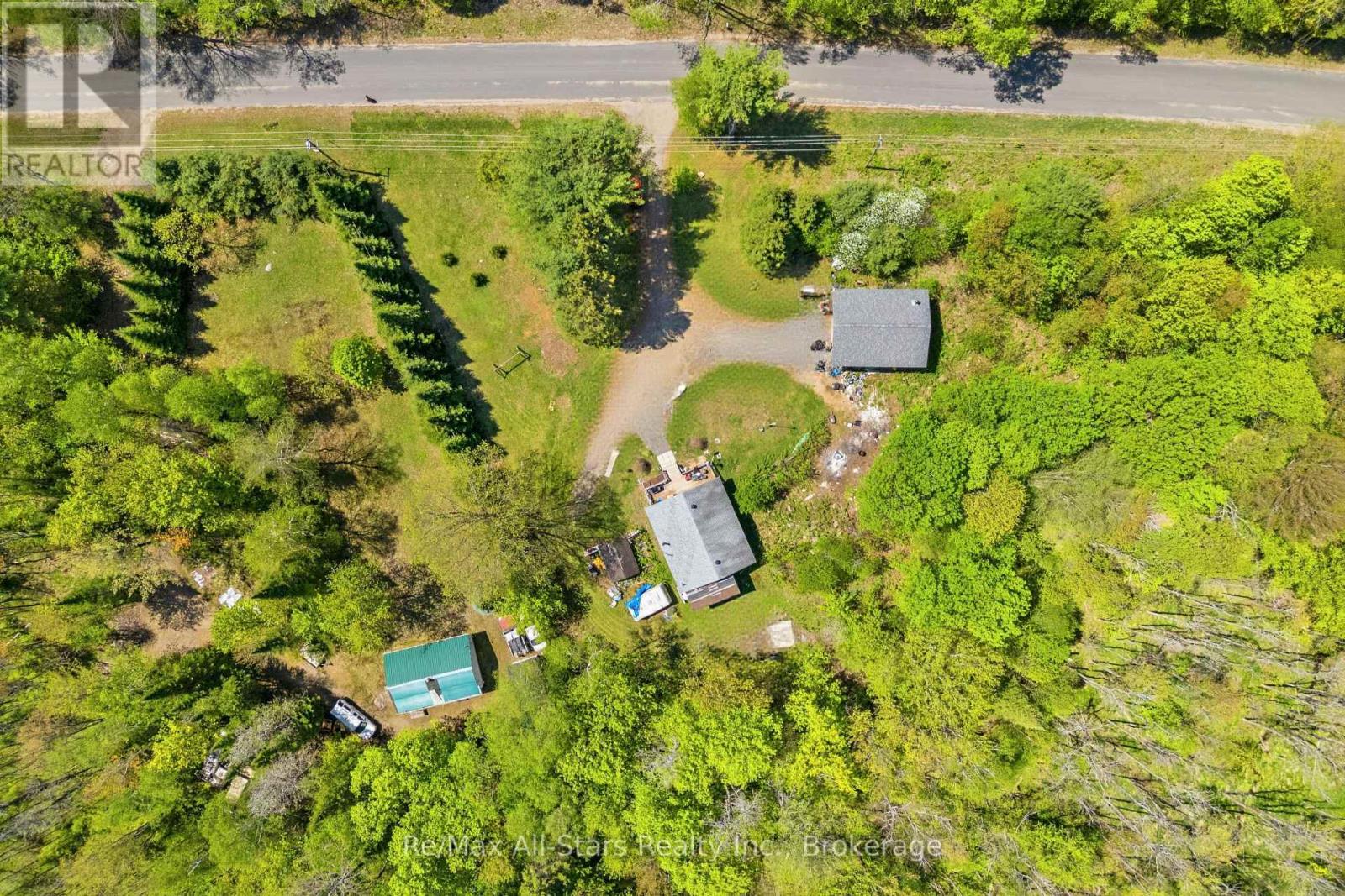2170 Buckslide Road Property Photo 4