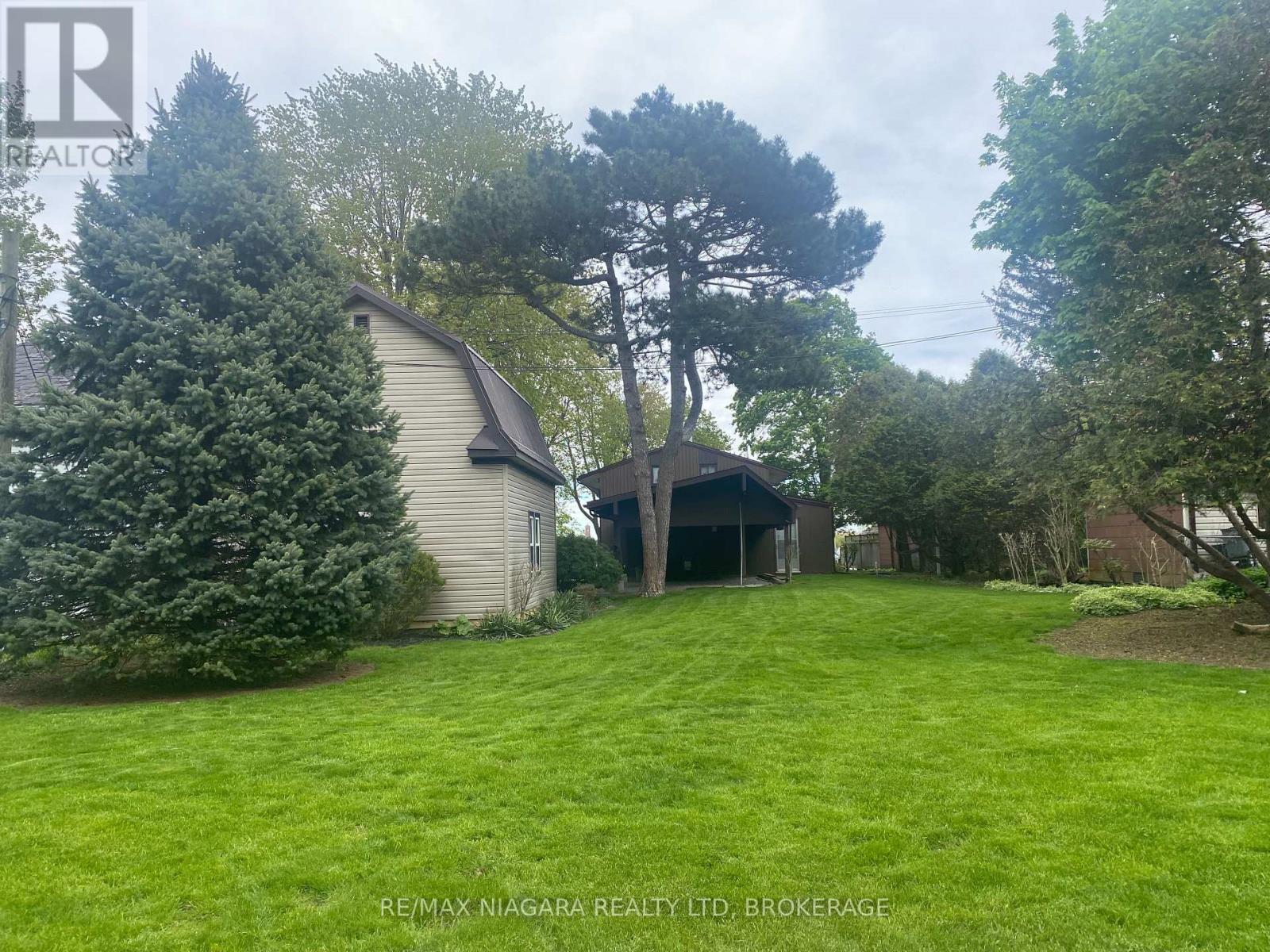 735 Niagara Boulevard Property Photo 6