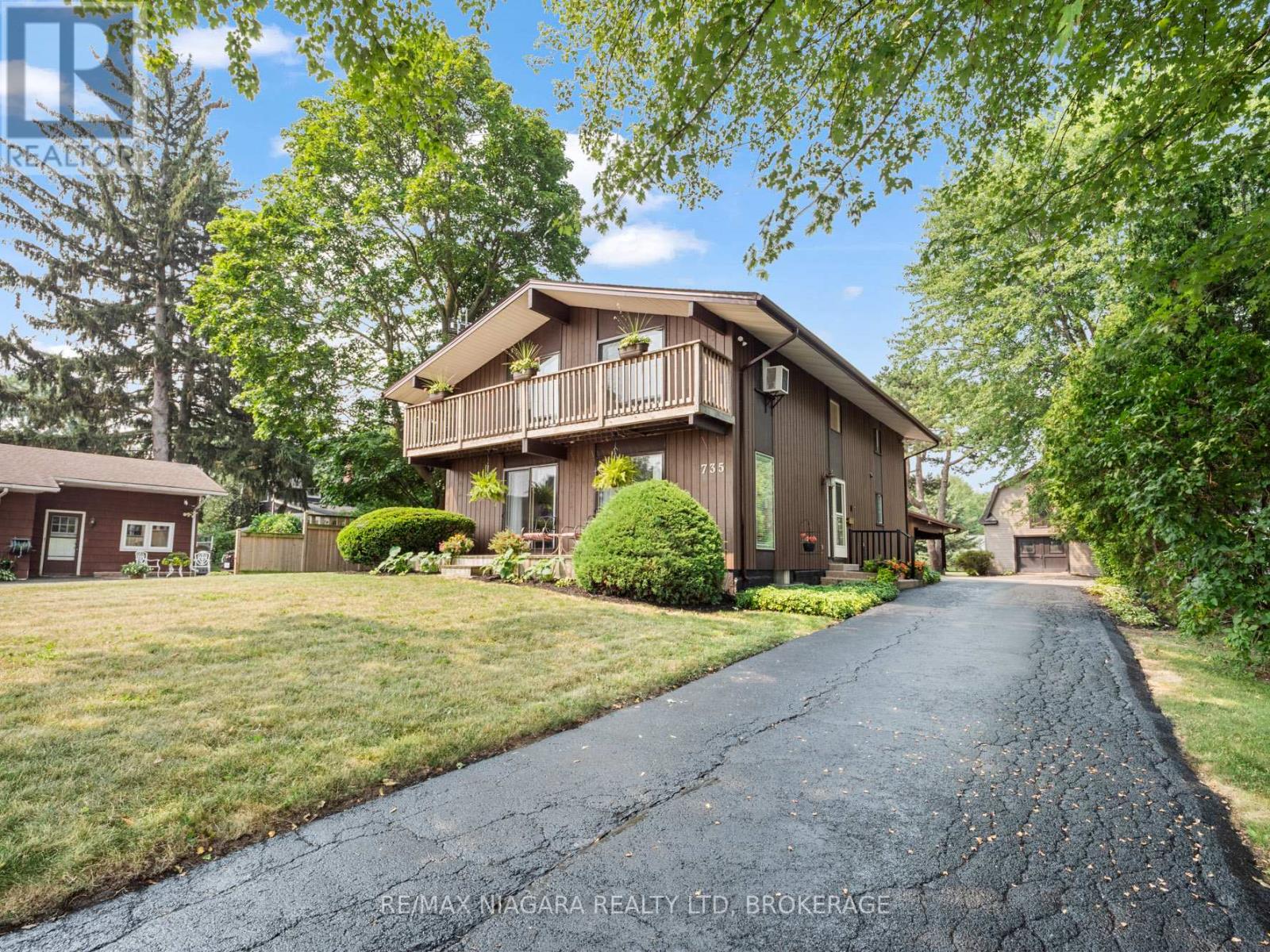 735 Niagara Boulevard Property Photo 43