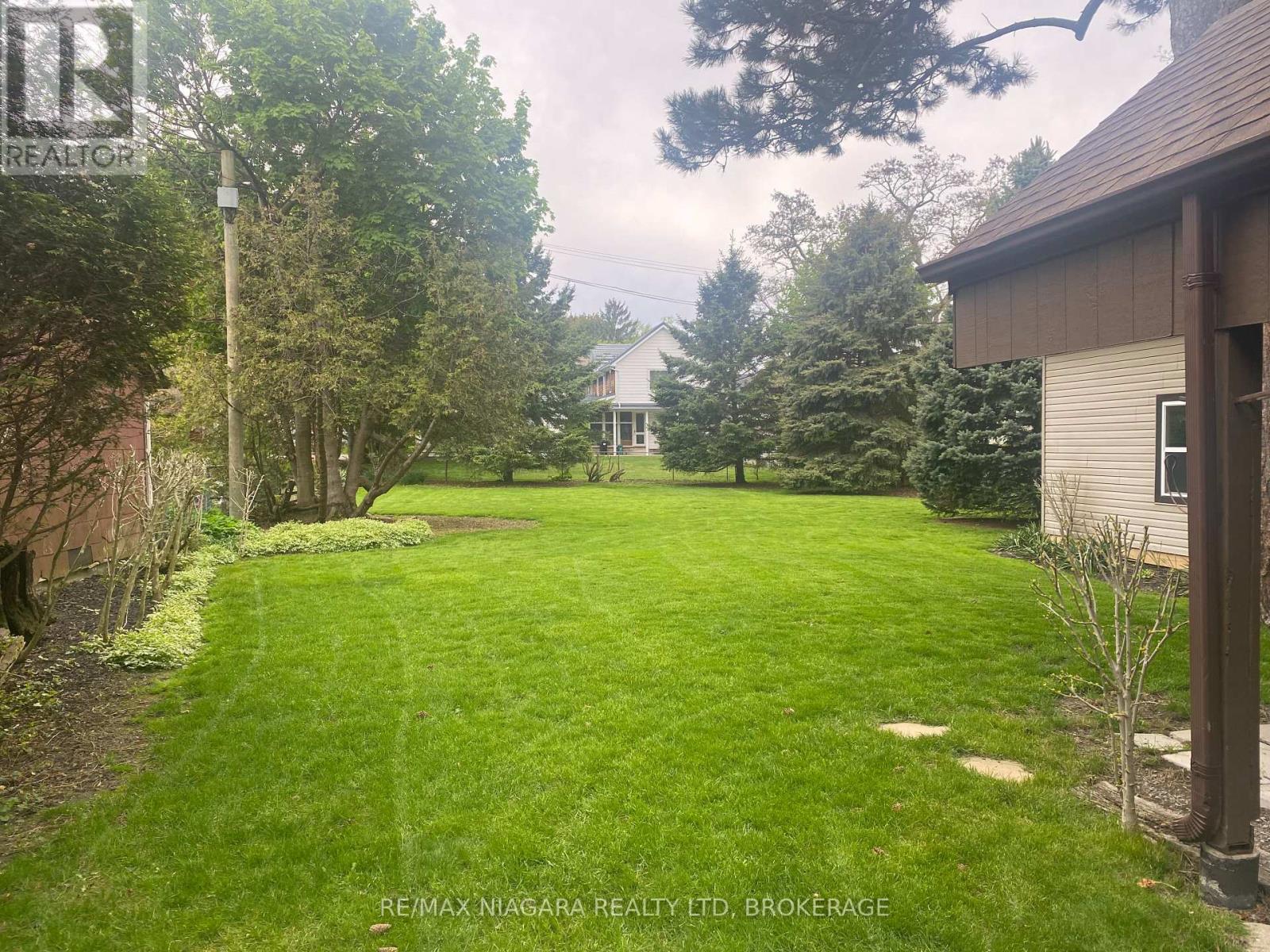 735 Niagara Boulevard Property Photo 46