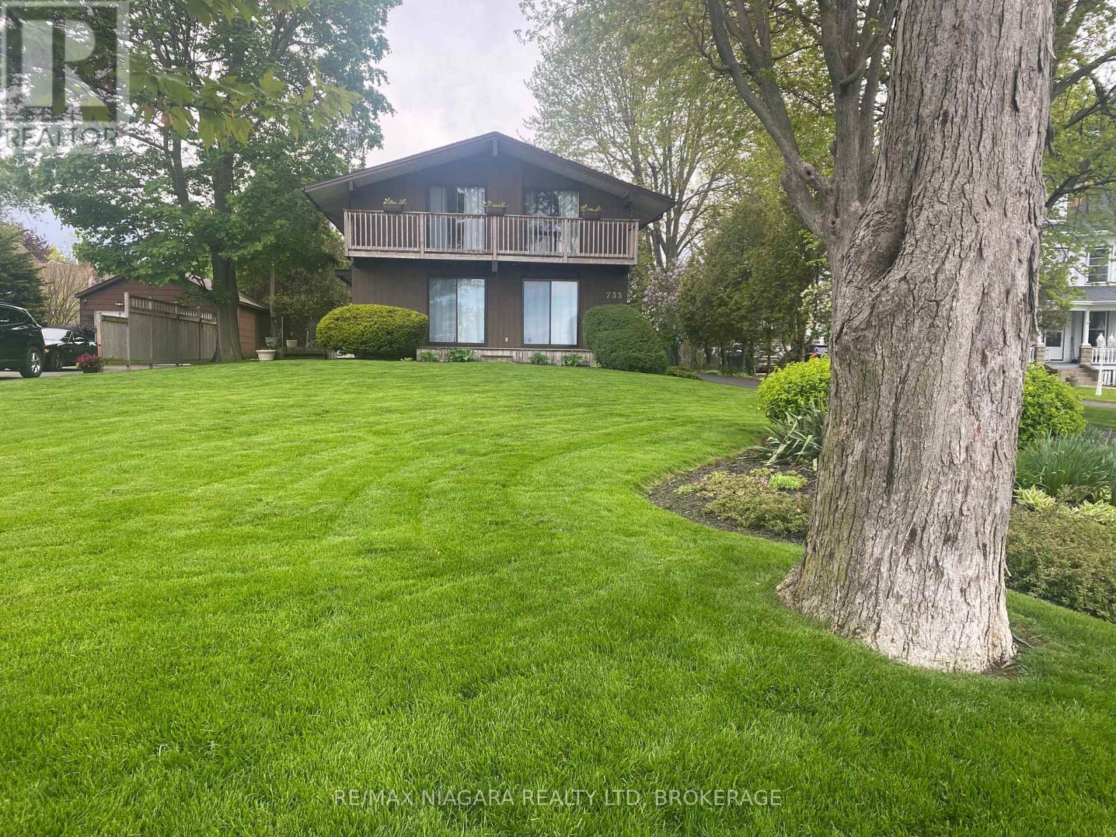 735 Niagara Boulevard Property Photo 50