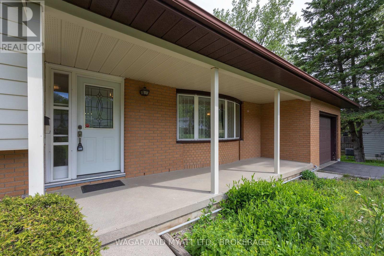 87 River Road Property Photo 4