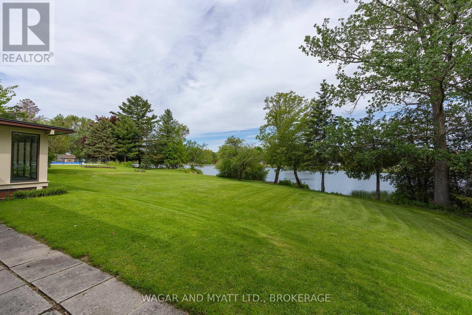 87 River Road Property Photo 6