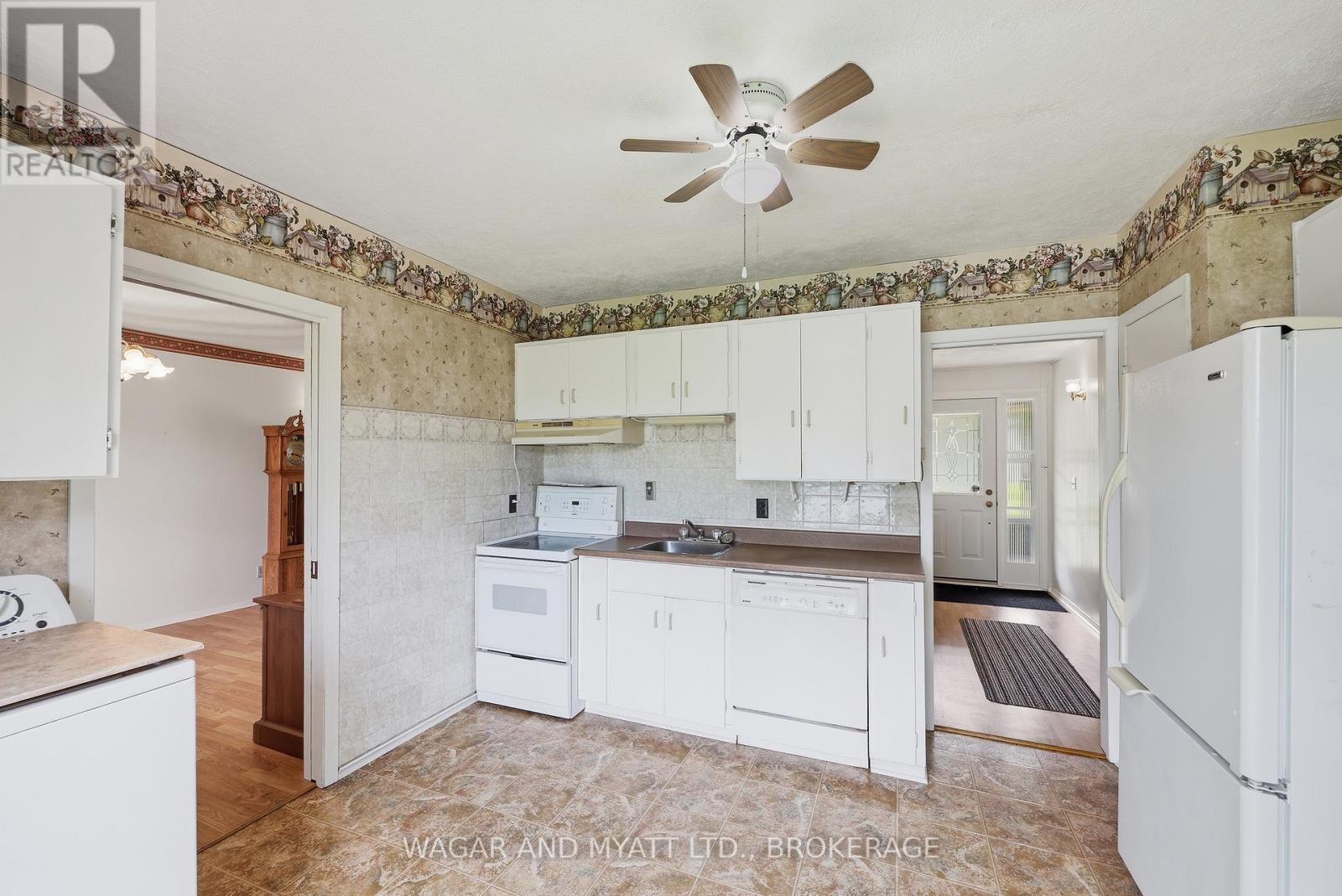 87 River Road Property Photo 26